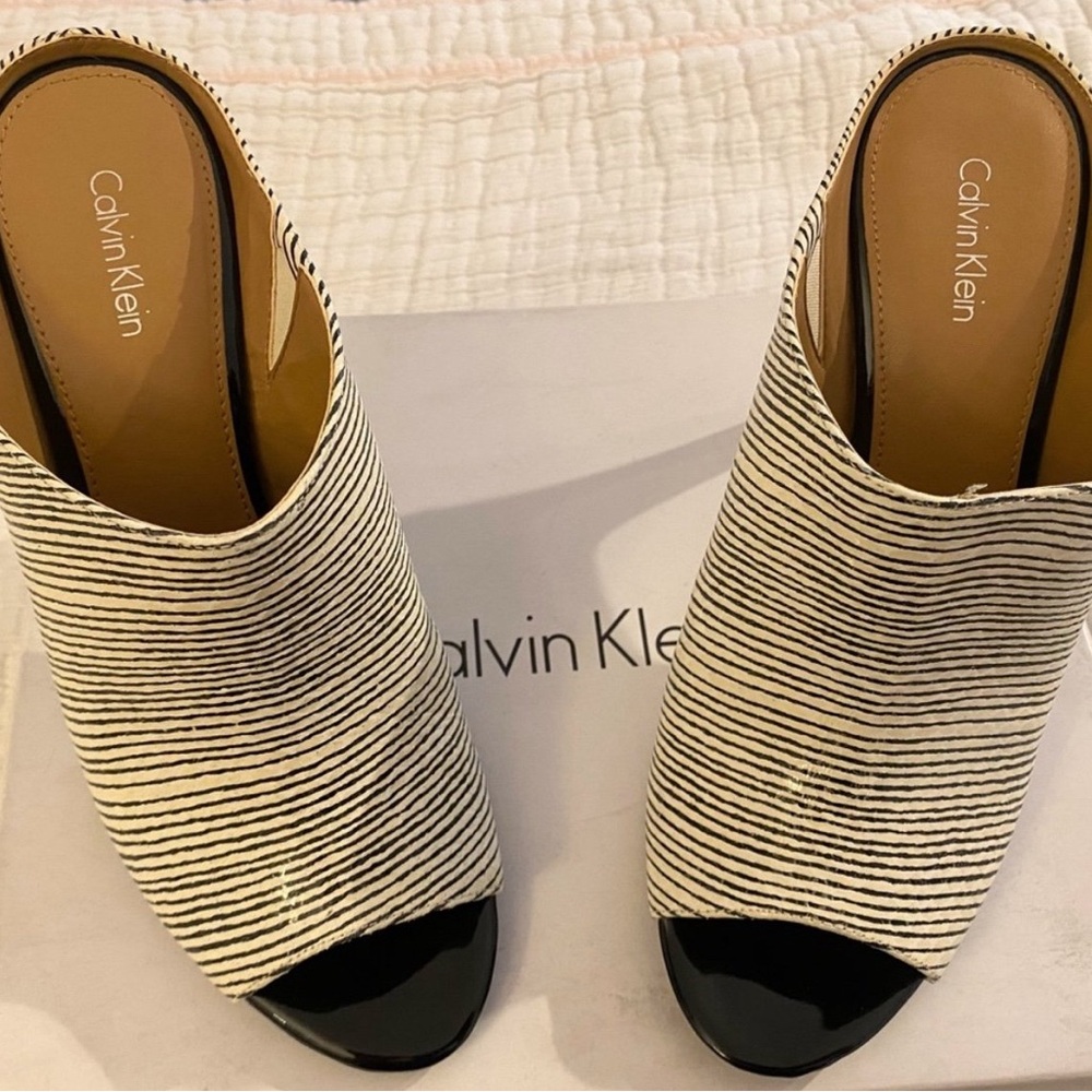 Calvin Klein Nola Linear Viper Black & White Heels